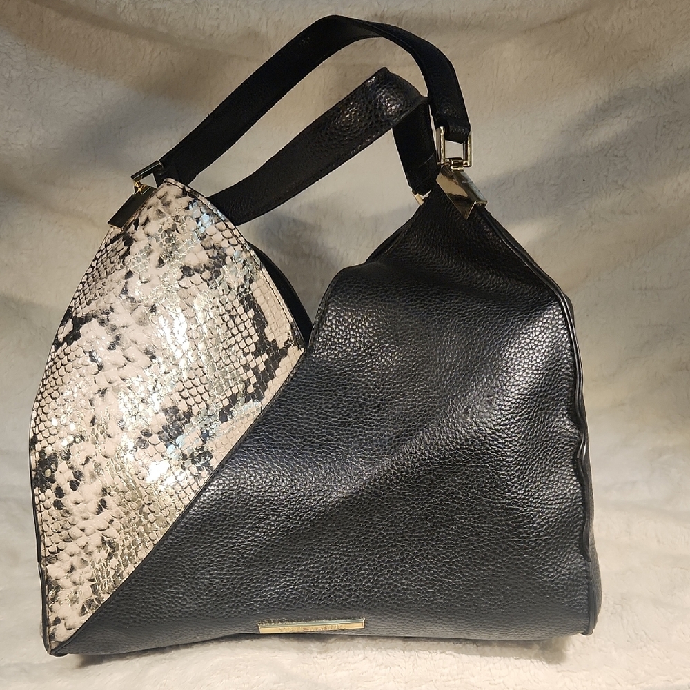 Steve Madden Elegant Black and Snake Print Women's Bag